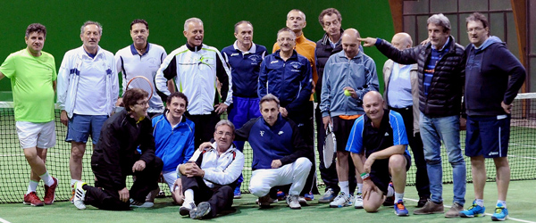 Foto di alcuni player  del gruppo di Tenniscup