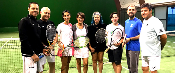 #Court team vs #Navratilova team